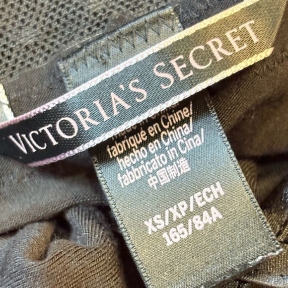 Victoria's Secret Black Lace Detail Sleep Romper - Picture 3 of 3